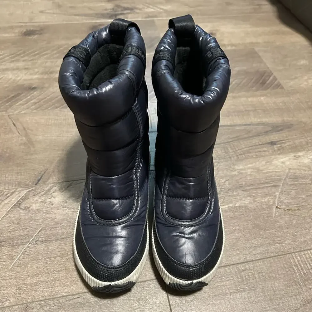 Sorel Out N About Puffy Mid Boot Black 6 NWOB - Picture 2 of 8